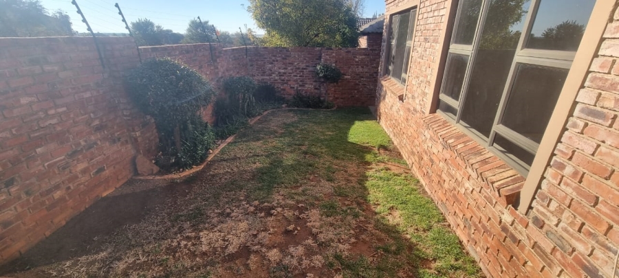 To Let 3 Bedroom Property for Rent in Doringkruin North West